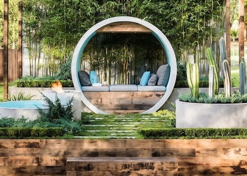 round wheel with floating bench and cushions and pilloes inside